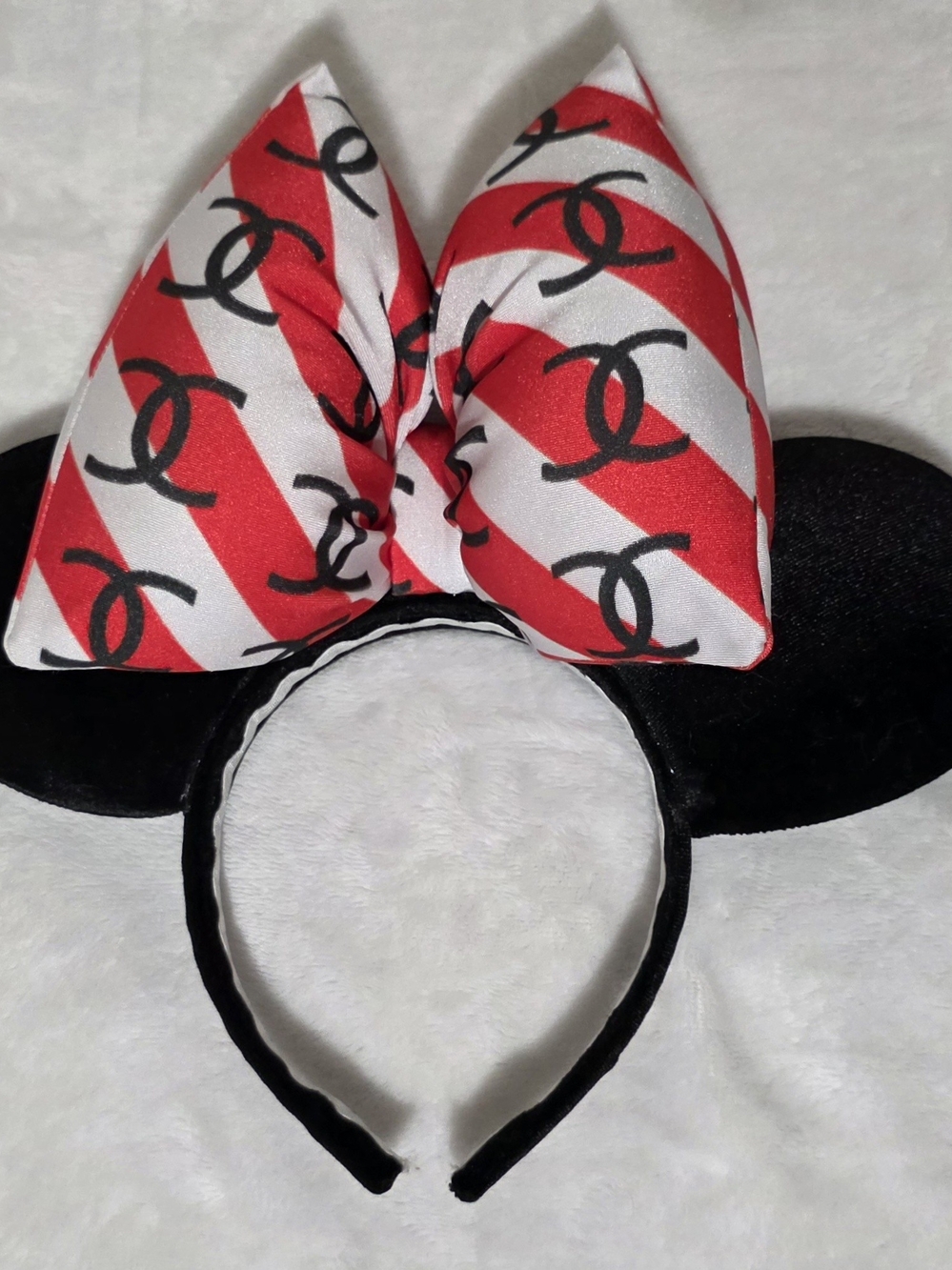 Layla's Ear Shop Candy Cane Christmas Minnie Ears